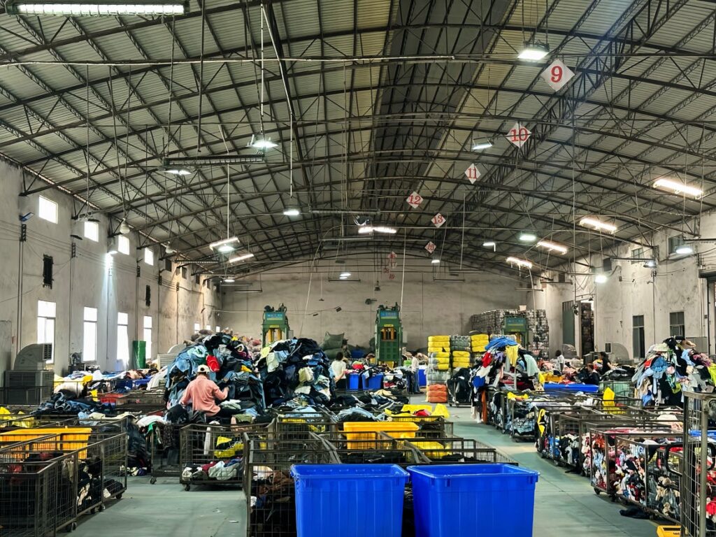Rossboss | test used clothing bale wholesale supplier (copy)