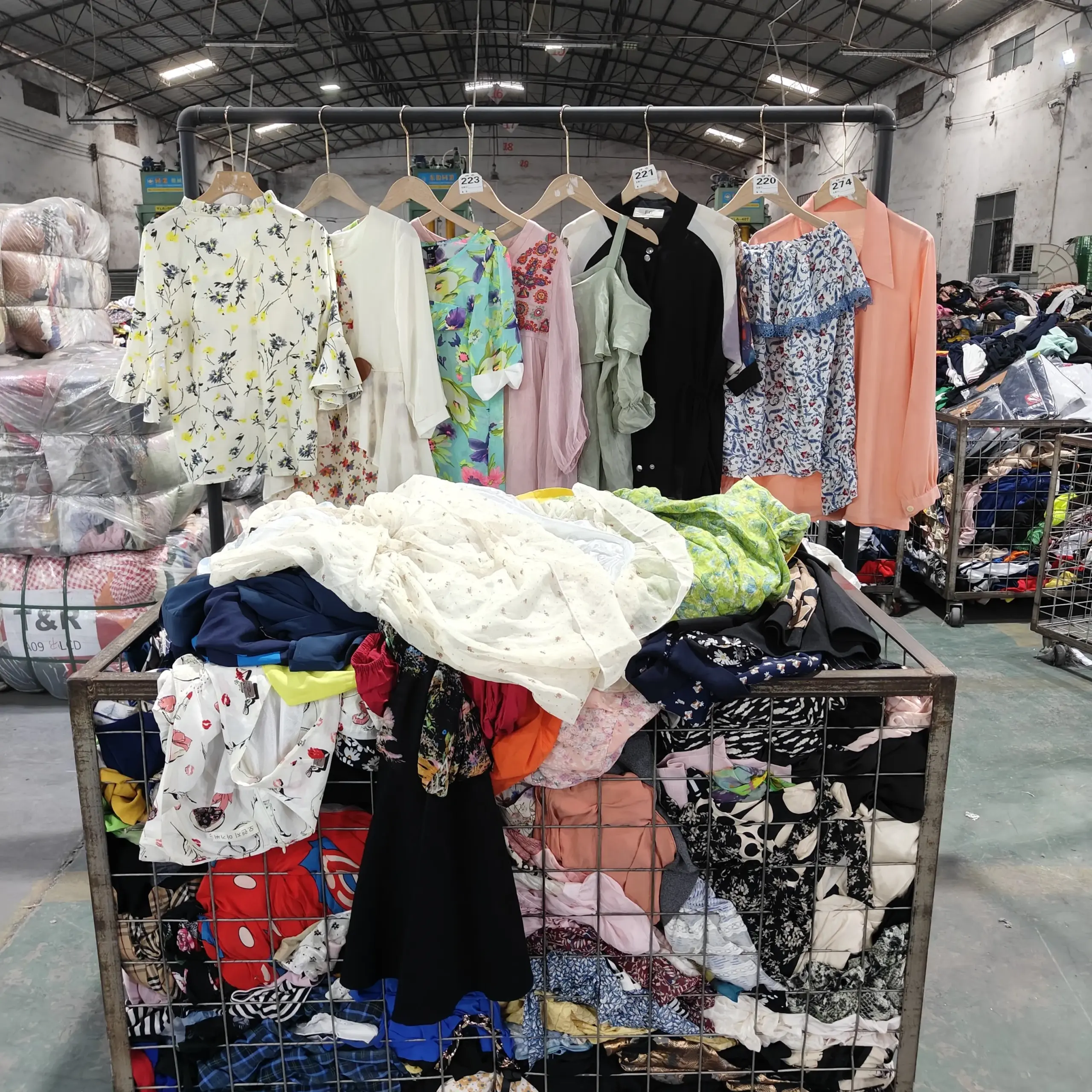 Floral Print Women's Blouse Bales from RossBoss, offering a variety of colors and patterns for your wholesale needs.